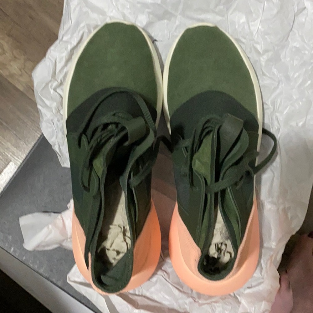 Adidas tubular defiant